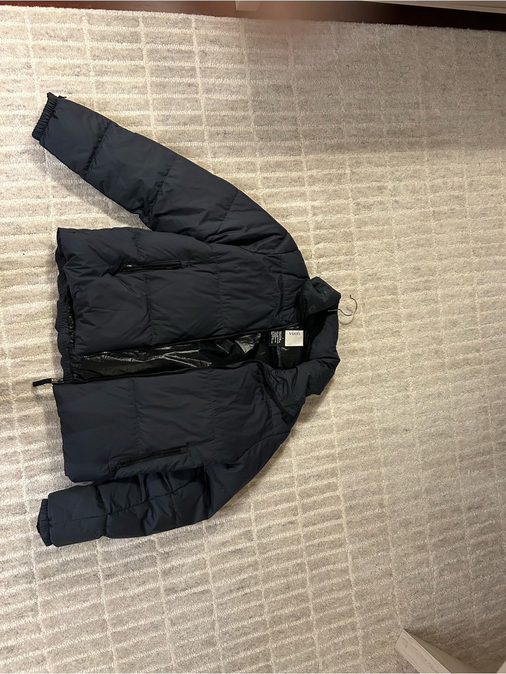 Vuori Navy Puffer Jacket